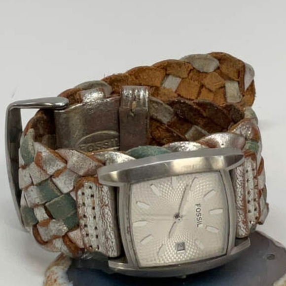 {Fossil} JR-8838 Leather Strap Stainless Steel Analog Watch - Picture 11 of 11